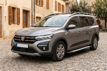 Dacia Jogger 2022– Bočné prahy Line (2 ks, hliník) fotografia 1