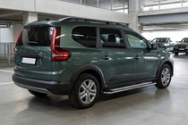 Dacia Jogger 2022– Bočné prahy Maydos V2 (2 ks, hliník / nehrdzavejúca oceľ) fotografia 1