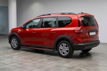 Dacia Jogger 2022– Bočné nášľapy Maya Red (2 ks., hliník) fotografia 1