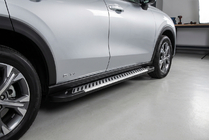 Honda ZR-V 2022– Bočné prahy Line (2 ks, hliník) fotografia 1