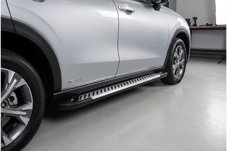 Honda ZR-V 2022– Bočné prahy Line (2 ks, hliník) Image