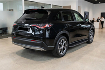 Honda ZR-V 2022– Bočné nášľapy Bosphorus Black (2 ks, hliník) fotografia 1
