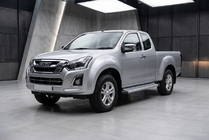 Isuzu D-Max 2019– Bočné prahy Maya V2 (ks, hliník) fotografia 1