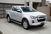 Isuzu D-Max 2019– Bočné nášľapy Tayga Grey (2 ks, hliník) fotografia 1