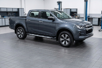 Isuzu D-Max 2019– Bočné nášľapy Sunrise (2 ks, hliník) fotografia 1