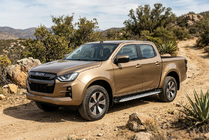 Isuzu D-Max 2019– Bočné nášľapy Shining V1 (2 ks, hliník) fotografia 1