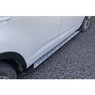 Bočné nášľapy Originálny dizajn (pre EU a USA, 2 ks, hliník) Toyota Highlander 2013–2019 fotografia 1