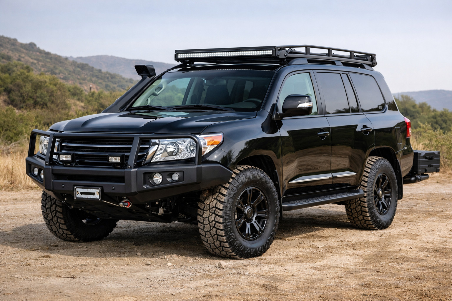 Rozpočtový upgrade Toyota Land Cruiser 200: čo urobiť najskôr
