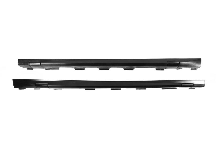 Volkswagen Golf 7/E-Golf 2012–2020 Bočné prahy DPT V-10 (lesklá čierna) Image