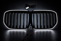 BMW X7 G07 2019– Obličková maska 1 Bar LED (2019-2022, lesklá čierna) fotografia 6