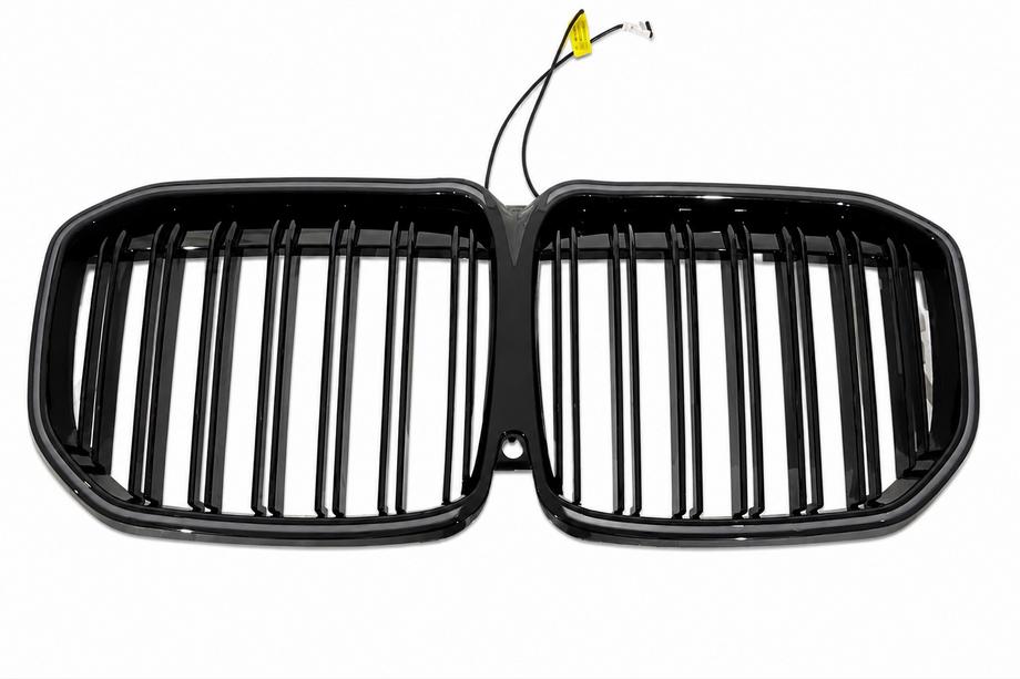 BMW X7 G07 2019– BMW ľadvinky M-Look LED (2019-2022, čierna lesklá) Fotografia 10