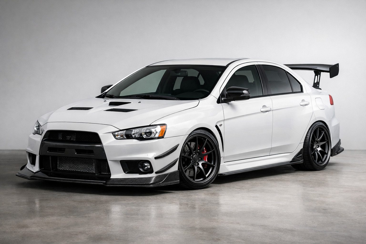 Prehľad modelov Mitsubishi: ktoré karosérie sa hodia na tuning a doplnky