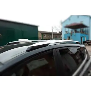 Sivé OEM strešné pozdĺžne nosiče (hliník) fotografia 1