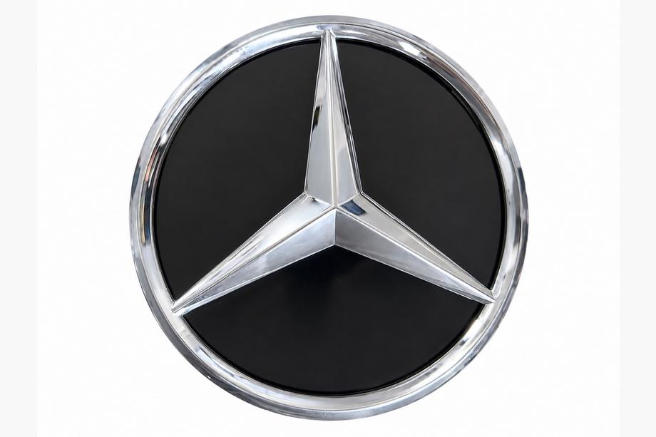 Mercedes C-сlass W205 2014–2021 Predný emblém s lesklým krytom (18,4 cm) Image