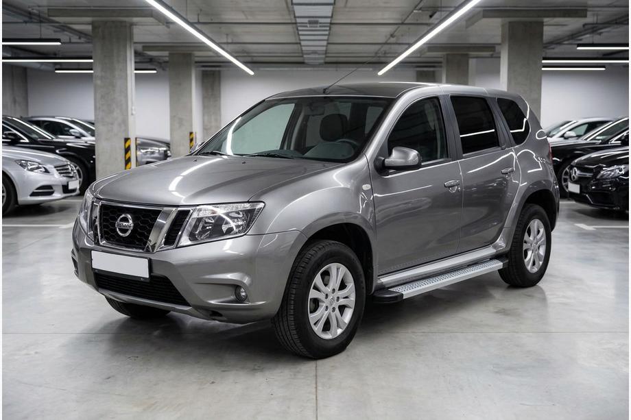 Nissan Terrano 2014– Bočné nášľapy Maya V2 (2 ks, hliník) Image