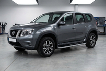 Nissan Terrano 2014– Bočné prahy Tayga Grey (2 ks, hliník) fotografia 1