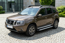 Nissan Terrano 2014– Bočné nášľapy Shining V1 (2 ks, hliník) fotografia 1