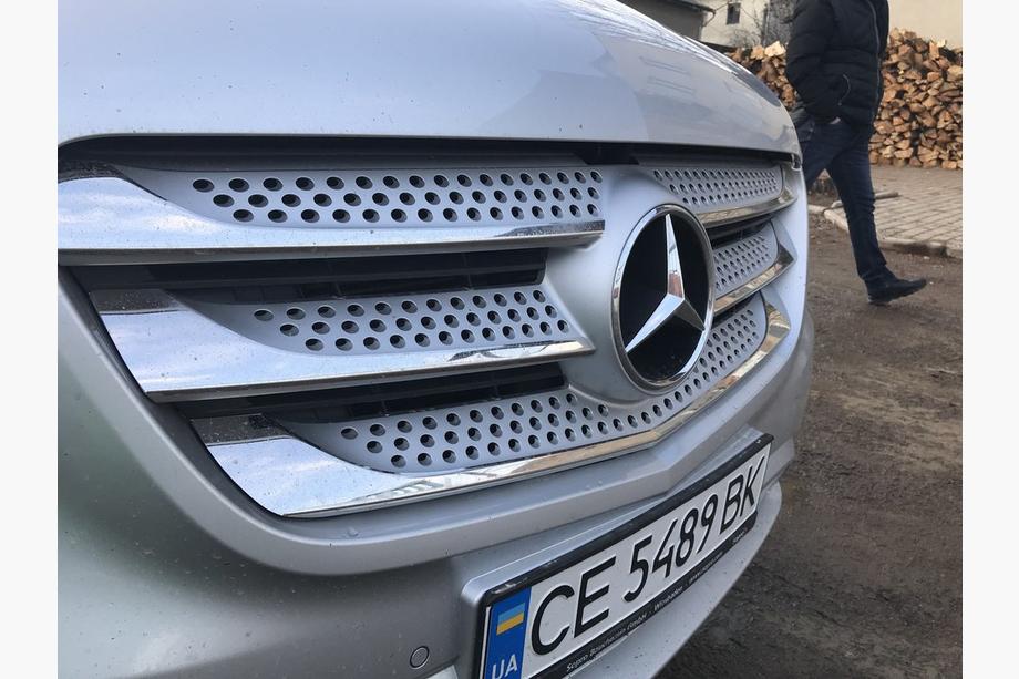 Mercedes Vito/V-trieda W447 2014– Lišty na prednú masku 2014-2020 (5 ks, nerez) OmsaLine – talianska nehrdzavejúca oceľ Fotografia 8