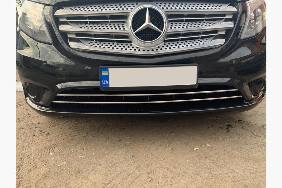 Mercedes Vito/V-trieda W447 2014– Kryty mriežky nárazníka (2 ks, nerez) Vito osobná verzia (čierny chróm) Fotografia 6