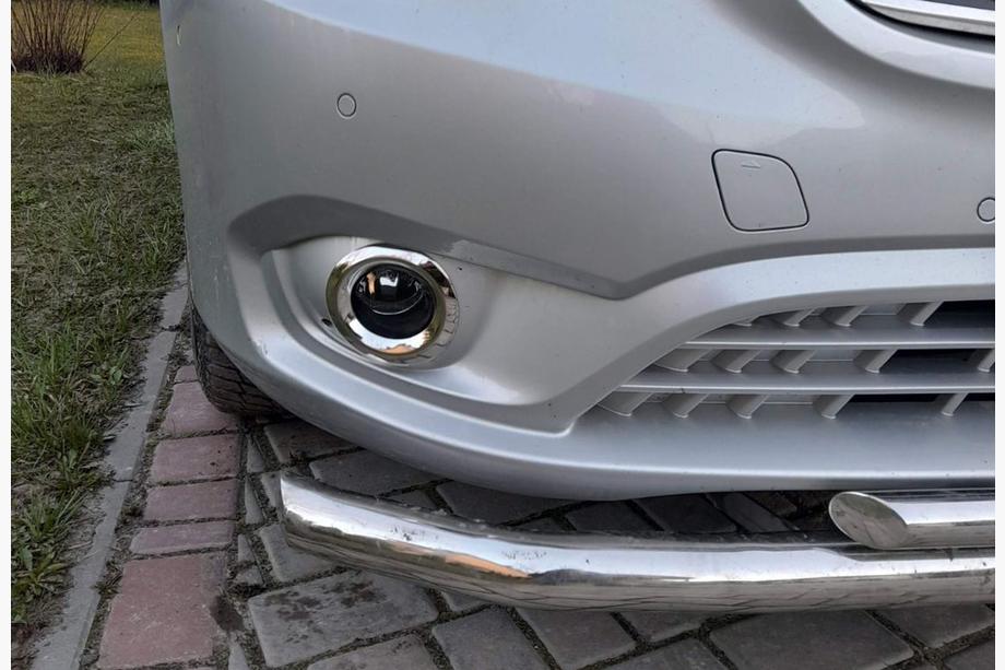 Mercedes Vito/V-trieda W447 2014– Chrómové kryty hmloviek (2 ks, nerez) Image
