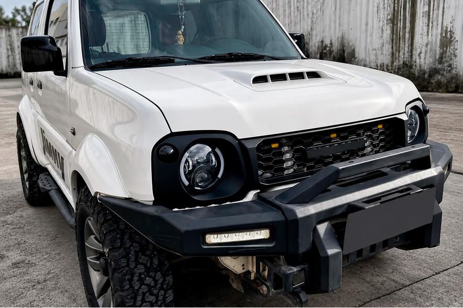 Suzuki Jimny 1998–2018 Sada predných svetlometov a masky (OffRoad) Fotografia 1
