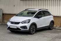 Honda FIT/Jazz 2020– Čierne OEM strešné lyžiny (ABS plast) fotografia 1