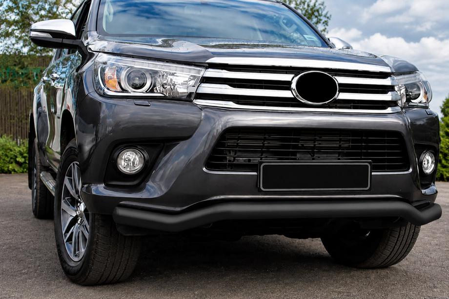 Toyota Hilux 2015– Predný ochranný rám ST007 Black (nerez) Image