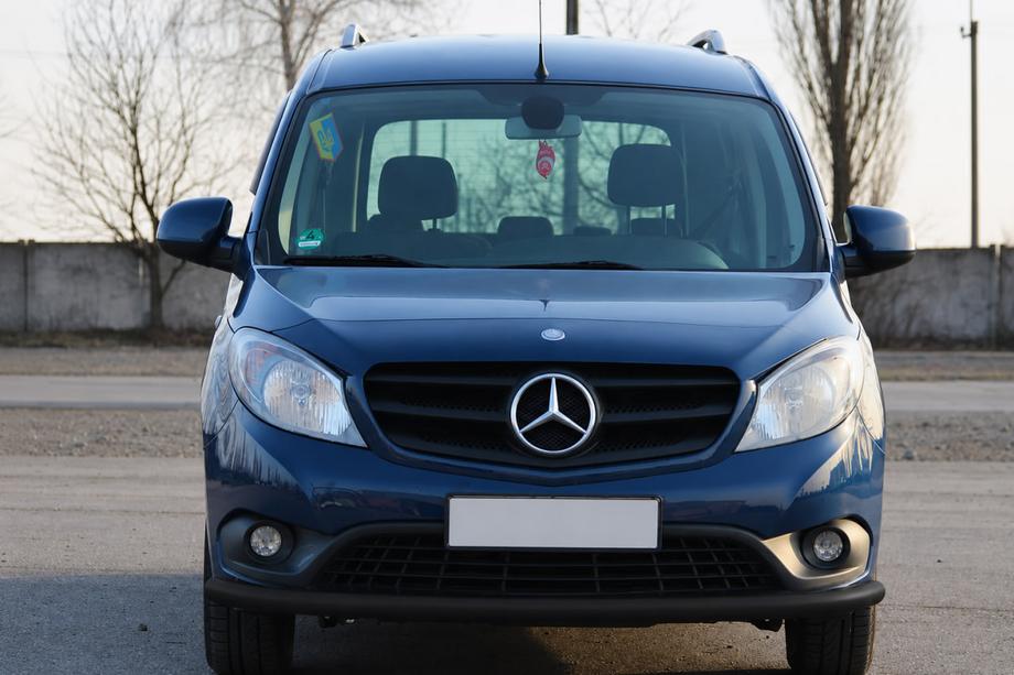 Mercedes Citan 2013–2021 Predný ochranný rám ST008 Black (nerez) Fotografia 3