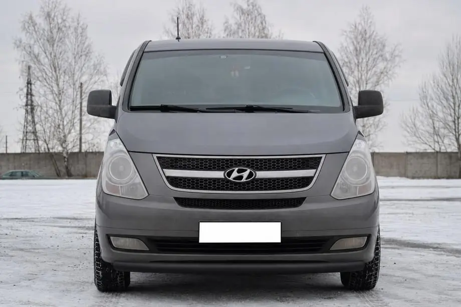 Hyundai H300, H1, Starex 2008–2020 Predný ochranný rám ST008 Black (nerezová oceľ) Image