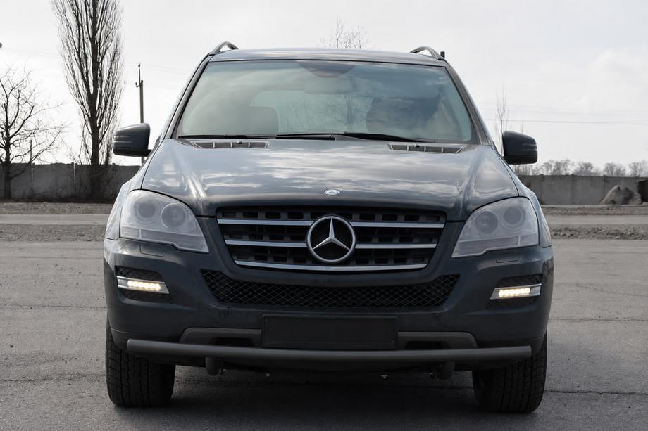 Mercedes ML W164 2005–2011 Predný ochranný rám ST008 Black (nerezová oceľ) Image