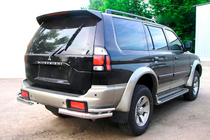 Mitsubishi Pajero Sport 1996–2007 Zadné dvojité rohové diely (2 ks, nerez) fotografia 1