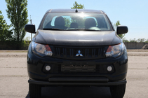 Mitsubishi L200 2015–2024 Predný ochranný rám ST014 Black (nerezová oceľ) fotografia 1