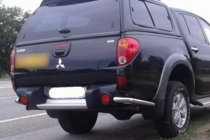 Mitsubishi L200 2006–2015 Zadné rohy AK003 (2 ks, nerez) fotografia 3