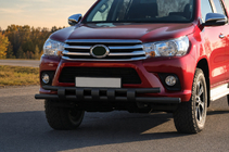 Toyota Hilux 2015– Predný ochranný rám ST015 Black (nerez) fotografia 2