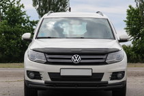 Volkswagen Tiguan 2007–2016 Predná ochrana ST016 Black (nerez) fotografia 1