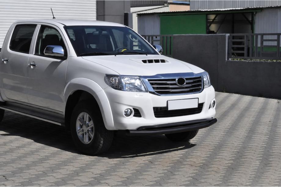 Toyota Hilux 2006–2015 Predný ochranný rám ST017 Black (nerez) Fotografia 2