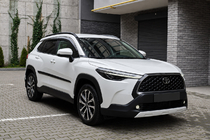 Toyota Corolla Cross 2020– Integrované strešné lyžiny, čierne OEM (ABS plast, montáž lepením) fotografia 3