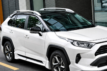 Toyota Corolla Cross 2020– Sivé OEM strešné pozdĺžne nosiče (hliník) fotografia 3