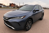 Toyota Venza 2020– Integrované strešné lyžiny, čierne OEM (hliník, montáž lepením) fotografia 2