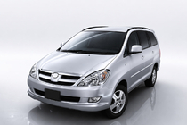 Toyota Innova 2015– Integrované strešné lyžiny čierne OEM (hliník) fotografia 1