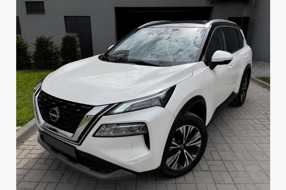 Nissan X-trail T33/Rogue 2022– Integrované strešné lyžiny sivé OEM (hliník) Image