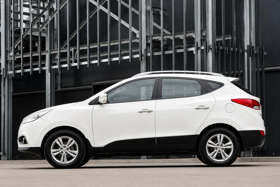 Hyundai IX-35 2010–2015 OEM strešné lyžiny sivé (ABS plast, montáž lepením) Image