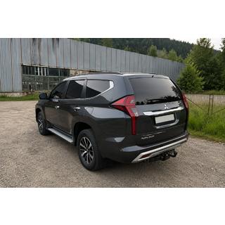 Integrované strešné lyžiny čierne OEM (2019-, hliník) Mitsubishi Pajero Sport 2015– fotografia 3