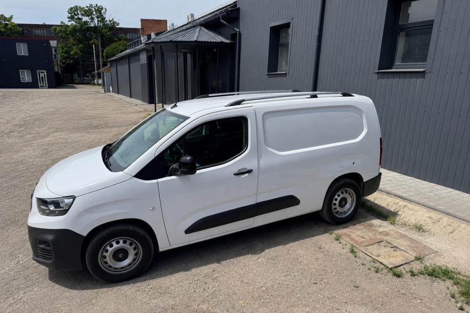 Citroen Berlingo/Multispace 2018– Chrómové strešné lyžiny (turecký dizajn) Fotografia 5