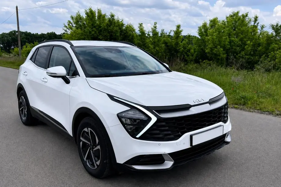 Kia Sportage 2021– Integrované strešné lyžiny, čierne OEM (ABS plast, lepená montáž) Fotografia 1