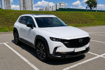 Mazda CX-50 2022– Sivé OEM strešné lyžiny (hliník, montáž lepením) fotografia 2
