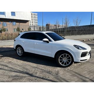 Integrované strešné lyžiny, čierne OEM (hliník, montáž lepením) Porsche Cayenne 2018– fotografia 2