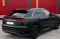 Audi Q8 2018– Integrované strešné lyžiny sivé OEM (hliník, montáž lepením) fotografia 1