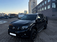 Nissan Navara/NP300 2016– OEM strešné lyžiny sivé (ABS plast, montáž lepením) fotografia 1