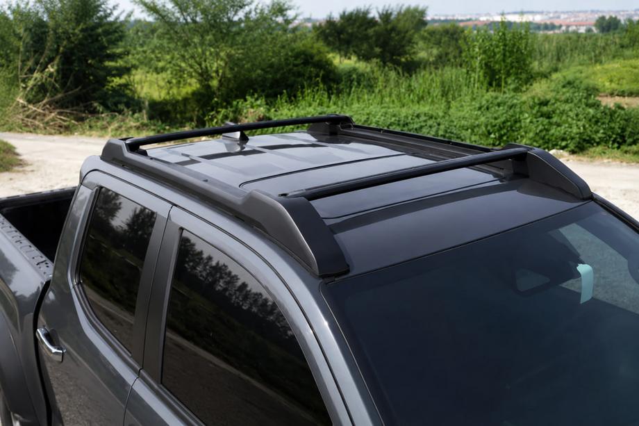 Toyota Tacoma 2023– Strešné lyžiny s priečnikmi čierne OEM (hliník) Image